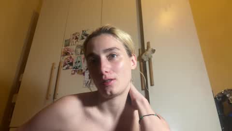 Gattino online show from 09/29/25, 12:16