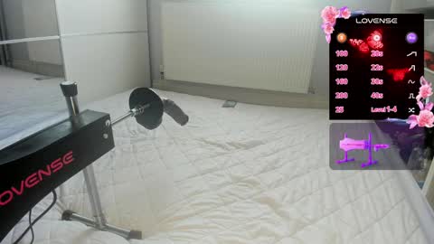 Fatale Femboy online show from 04/16/26, 03:24