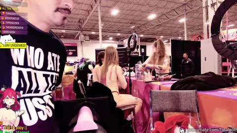 Snapshot of fatalgoth chatting on 12/08/24, 01:35 Lily Waifu online show from 12/08/24, 01:35