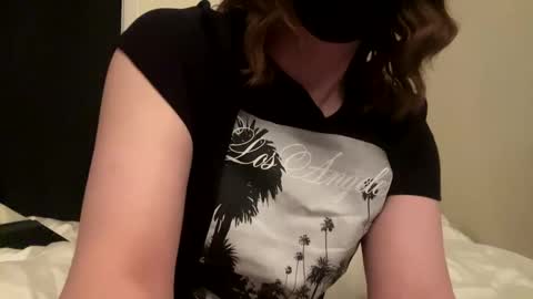 Snapshot of fatcockmommy chatting on 01/22/25, 10:29 fatcockmommy online show from 01/22/25, 10:29