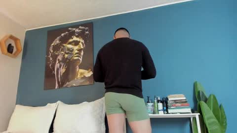 Snapshot of fatdick_1 chatting on 12/14/24, 08:40 M A T T E O online show from 12/14/24, 08:40