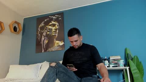 Snapshot of fatdick_1 chatting on 12/22/24, 08:25 M A T T E O online show from 12/22/24, 08:25