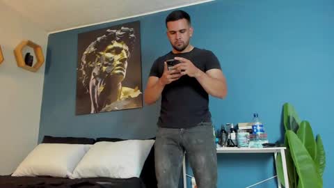 Snapshot of fatdick_1 chatting on 01/14/25, 12:54 M A T T E O online show from 01/14/25, 12:54