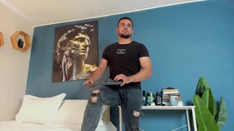 Snapshot of fatdick_1 chatting on 01/22/25, 08:17 M A T T E O online show from 01/22/25, 08:17