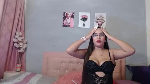 fatima_bosch online show from 11/30/25, 02:10