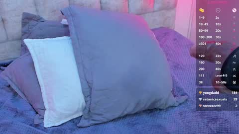 Snapshot of fatima_essence chatting on 10/07/25, 07:38 online show from 10/07/25, 07:38