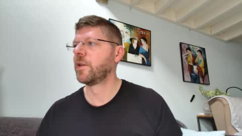 Snapshot of fattenmenow chatting on 12/07/24, 12:24 fattenmenow online show from 12/07/24, 12:24