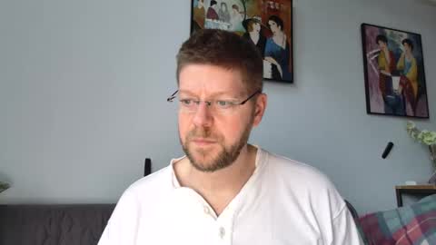 Snapshot of fattenmenow chatting on 02/22/25, 04:40 fattenmenow online show from 02/22/25, 04:40