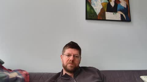 Snapshot of fattenmenow chatting on 03/01/25, 10:45 fattenmenow online show from 03/01/25, 10:45