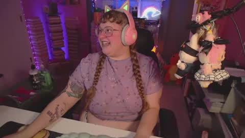 Snapshot of fatveronica chatting on 06/25/26, 07:07 FatVeronica online show from 06/25/26, 07:07