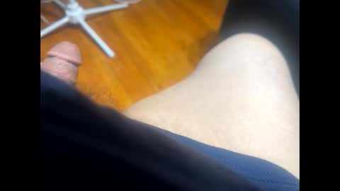 Snapshot of fatz71056 chatting on 10/24/25, 09:17 fatz71056 online show from 10/24/25, 09:17