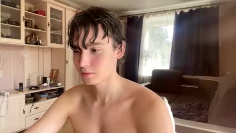 Snapshot of faustfrost chatting on 09/12/25, 11:21 Faust online show from 09/12/25, 11:21