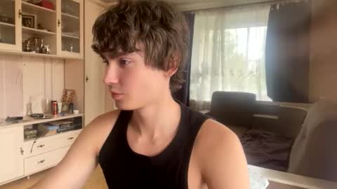 Snapshot of faustfrost chatting on 09/17/25, 10:28 Faust online show from 09/17/25, 10:28