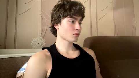 Snapshot of faustfrost chatting on 10/05/25, 10:57 Faust online show from 10/05/25, 10:57