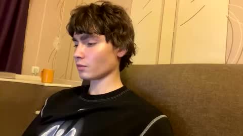 Snapshot of faustfrost chatting on 10/06/25, 11:46 Faust online show from 10/06/25, 11:46