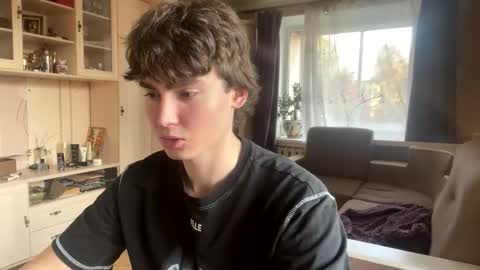 Snapshot of faustfrost chatting on 10/22/25, 12:05 Faust online show from 10/22/25, 12:05