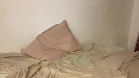 Snapshot of faustfrost chatting on 11/29/25, 07:17 Faust online show from 11/29/25, 07:17