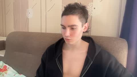 Faust online show from 04/11/26, 12:42