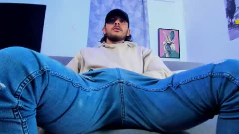 Snapshot of favid95 chatting on 02/02/26, 10:41 favid95 online show from 02/02/26, 10:41