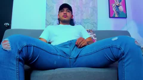 Snapshot of favid95 chatting on 03/02/26, 04:14 favid95 online show from 03/02/26, 04:14