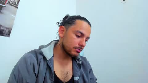 Snapshot of favid95 chatting on 04/22/26, 09:27 favid95 online show from 04/22/26, 09:27