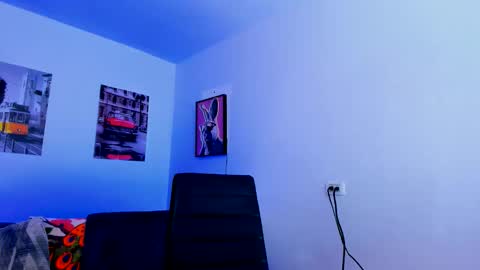 Snapshot of favid95 chatting on 05/27/26, 11:24 favid95 online show from 05/27/26, 11:24