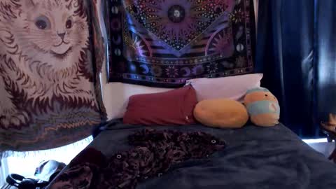 Snapshot of fayebae3 chatting on 11/08/25, 07:45 Mossfairy online show from 11/08/25, 07:45