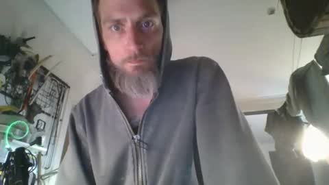 Snapshot of feelfemdom chatting on 10/20/25, 10:10 feelfemdom online show from 10/20/25, 10:10