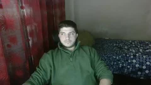 Snapshot of feet_cleaner chatting on 01/08/25, 09:01 Slut-Boy online show from 01/08/25, 09:01