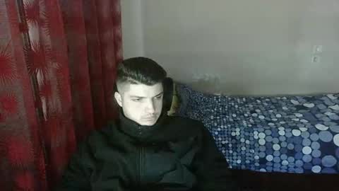 Snapshot of feet_cleaner chatting on 01/18/25, 12:57 Slut-Boy online show from 01/18/25, 12:57