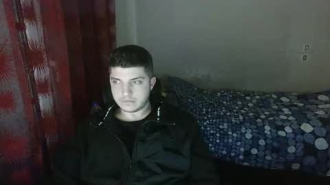 Snapshot of feet_cleaner chatting on 01/20/25, 12:25 Slut-Boy online show from 01/20/25, 12:25