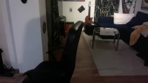 feetkissboy online show from 12/05/25, 05:42