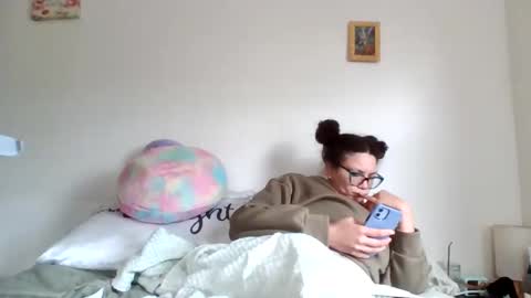 Soley online show from 02/28/26, 06:31