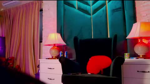 Snapshot of feetvibe chatting on 03/01/26, 06:15 FeetVibe online show from 03/01/26, 06:15