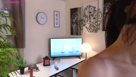 Snapshot of feine_grasse chatting on 01/15/26, 06:22 Sarah online show from 01/15/26, 06:22