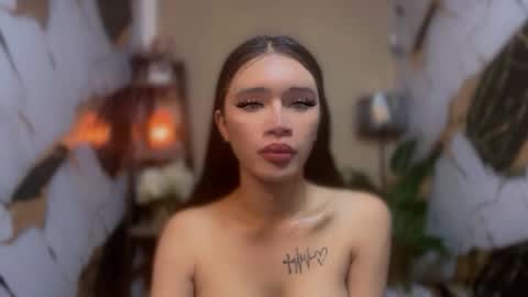 Snapshot of feisty_woman chatting on 01/17/26, 11:37 Prianka online show from 01/17/26, 11:37