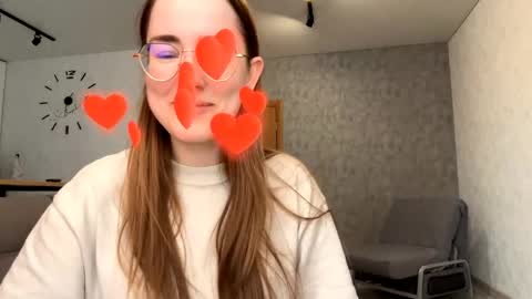 Snapshot of feleciacockrell chatting on 03/21/26, 08:19 Mary online show from 03/21/26, 08:19