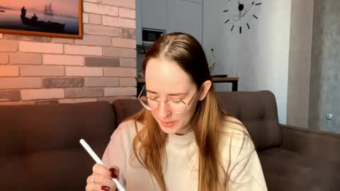 Snapshot of feleciacockrell chatting on 03/24/26, 06:29 Mary online show from 03/24/26, 06:29