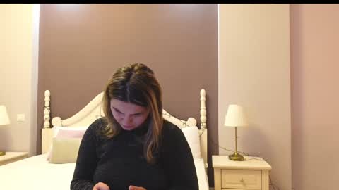 FeliciaKrige online show from 01/06/25, 08:39