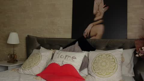 FeliciaKrige online show from 05/12/26, 07:00