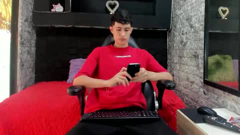 Snapshot of felipe_fiire chatting on 05/11/26, 02:12 felipe fiire online show from 05/11/26, 02:12