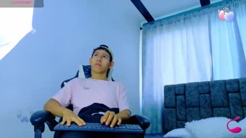 felipehot_gonzales online show from 11/03/25, 12:39