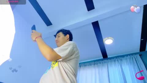 felipehot_gonzales online show from 11/04/25, 12:26