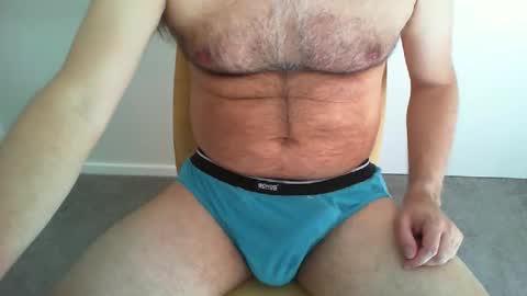 Snapshot of felipemoon34 chatting on 11/23/25, 10:31 felipemoon34 online show from 11/23/25, 10:31