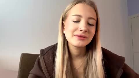 Snapshot of felishasunniga chatting on 02/26/26, 08:57 Eli online show from 02/26/26, 08:57