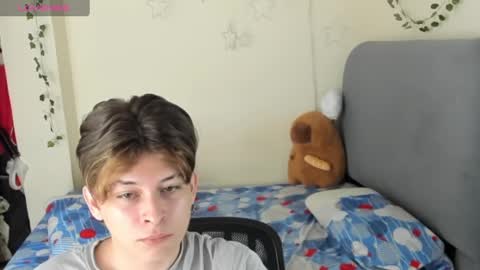 Snapshot of felix_leex chatting on 10/26/25, 06:58 Felix leex online show from 10/26/25, 06:58