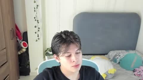 Snapshot of felix_leex chatting on 07/19/26, 07:06 Felix leex online show from 07/19/26, 07:06