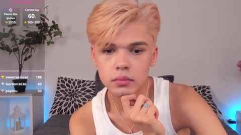 Felix online show from 02/02/25, 07:35