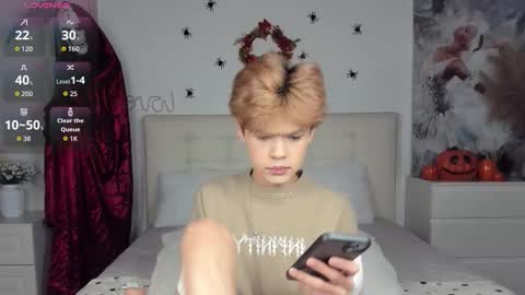 Felix online show from 10/15/25, 04:07