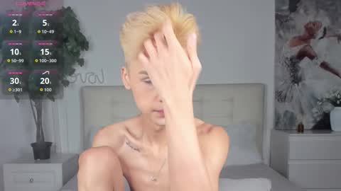 Felix online show from 11/11/25, 04:18